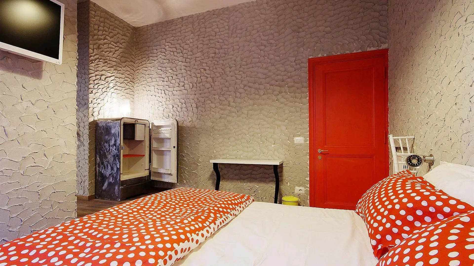 Cineroma B&B Bed & Breakfast