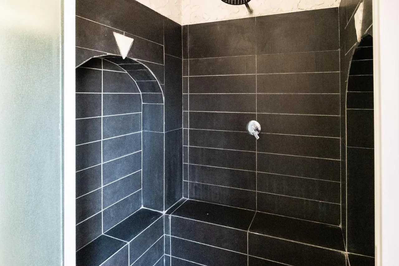 Nocleg ze śniadaniem Cineroma B&B